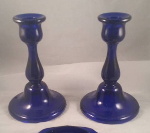 79 Cobalt (Royal Blue) by Tiffin-Franciscan