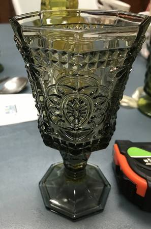 Vatican Smoke Red Wine Glass