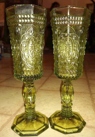 Vatican Green Fluted Champagne