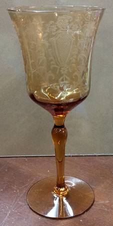 1000-2 (Amber) by Tiffin-Franciscan