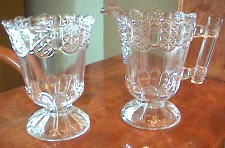 Cottage Clear Spoon Holder