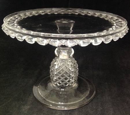 Pavonia Round Cake Stand