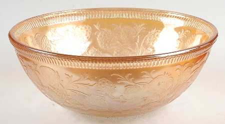 Strawberry Pink 7" Large Fruit Bowl