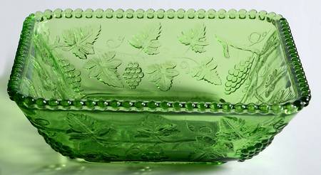 Beaded Grape Green Square Bowl 5"