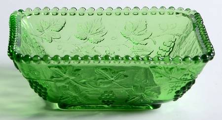 Beaded Grape Green 3" Sauce Dish