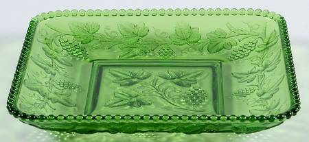 Beaded Grape Green Dinner Plate