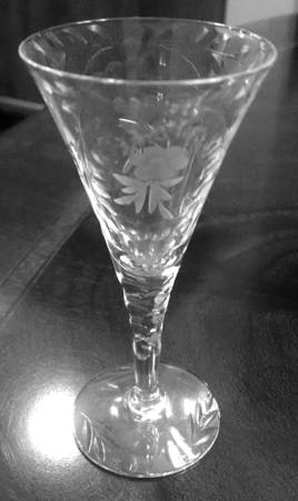 UNK414 Cordial Glass