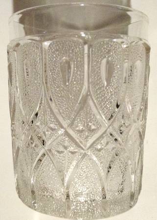 Double Loop & Dart Flat Tumbler