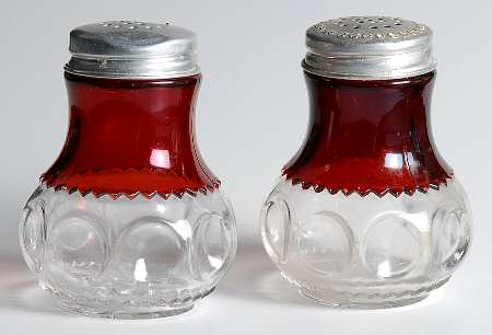 King's Crown Ruby Flash Shaker Set w/Metal Lids