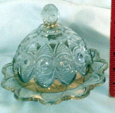 Bulls Eye and Fan Clear Round Covered Butter