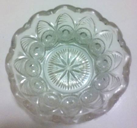 Bulls Eye and Fan Clear Large Fruit Bowl