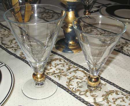 UNK526 Water Goblet