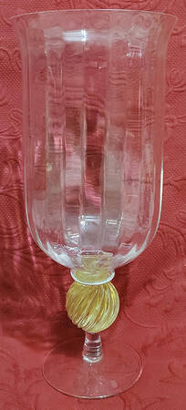 Manhattan Gold 15" Flower Vase