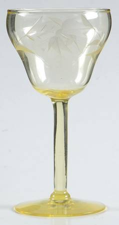 UNK640 Yellow (Topaz) Wine Glass