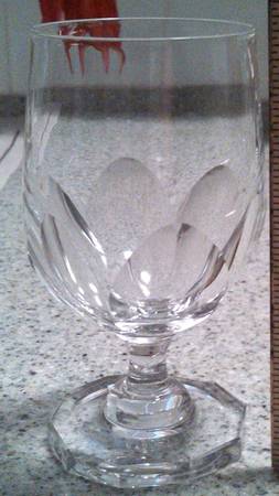UNK673 Wine Glass