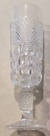UNK818 Fluted Champagne