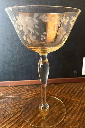 UNK1084 Champagne/Tall Sherbet