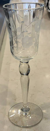 UNK1094 Cordial Glass