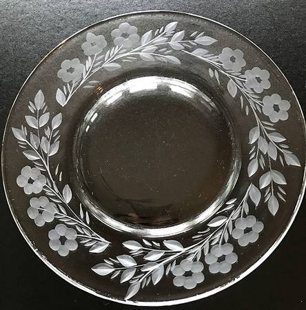 UNK1094 Bread & Butter Plate