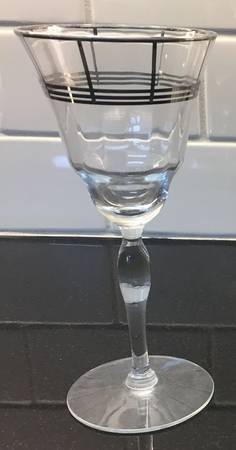 UNK1131 Wine Glass