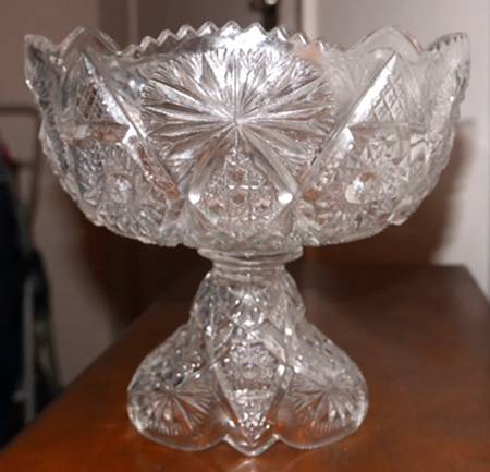 U.S. Regal Clear Punch Bowl with Stand