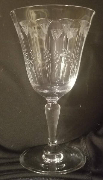UNK1483 Wine Glass