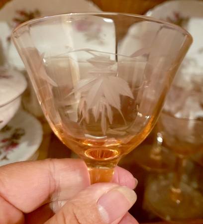 UNK1493 Champagne/Tall Sherbet