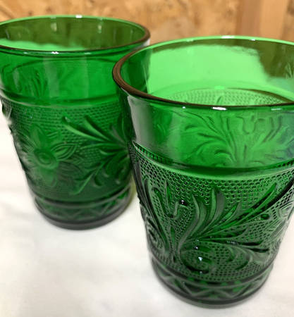 UNK1806 Green Flat Tumbler