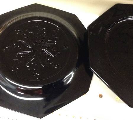 Scroll Black 7" Salad Plate
