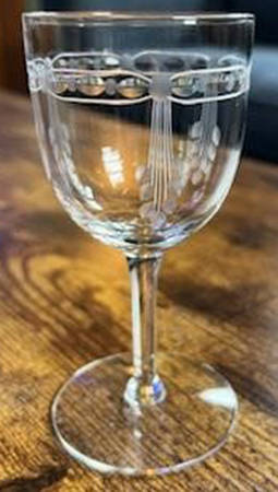 UNK1989 Wine Glass