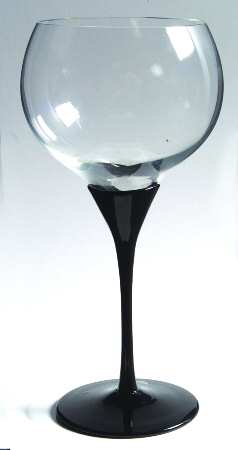 UNK2073 Black Balloon Wine