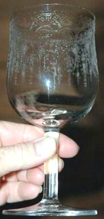 UNK2167 Wine Glass