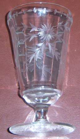 UNK2186 Footed Tumbler