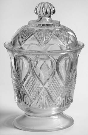 Maryland Bowl Has Lip, Sugar Bowl & Lid