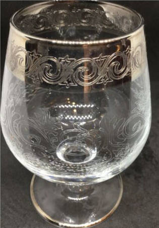 UNK2251 Brandy Glass