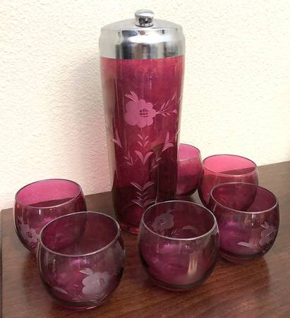 UNK2280 Cocktail Shaker & Lid