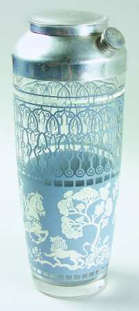 UNK2355 Cocktail Shaker with Metal Lid