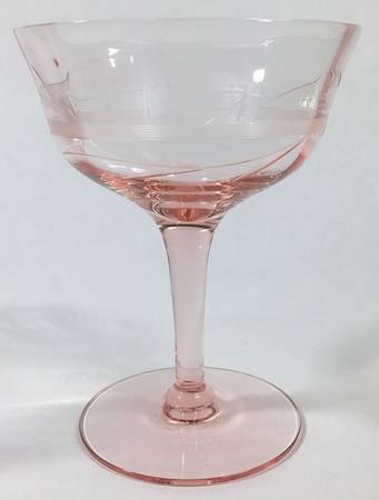UNK2573 Champagne/Tall Sherbet
