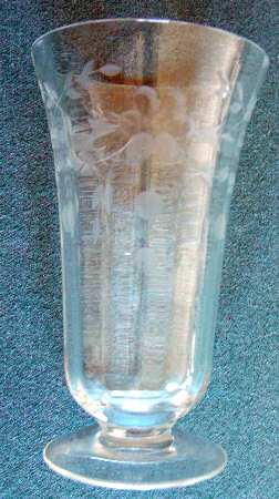 UNK2918 Footed Tumbler
