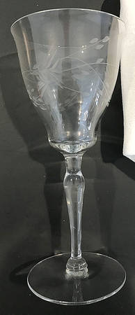 UNK2690 Wine Glass