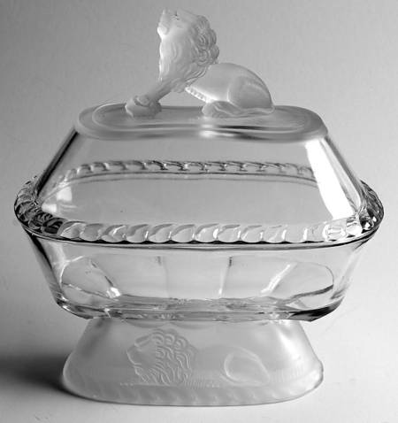 Lion 6" Length Oval Covered Compote