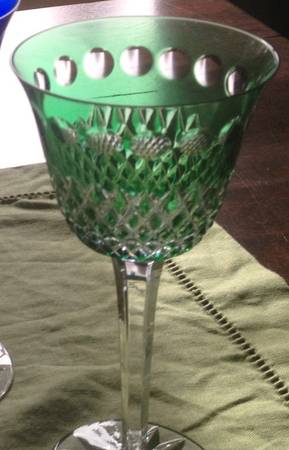 GCY47 Emerald Green Wine