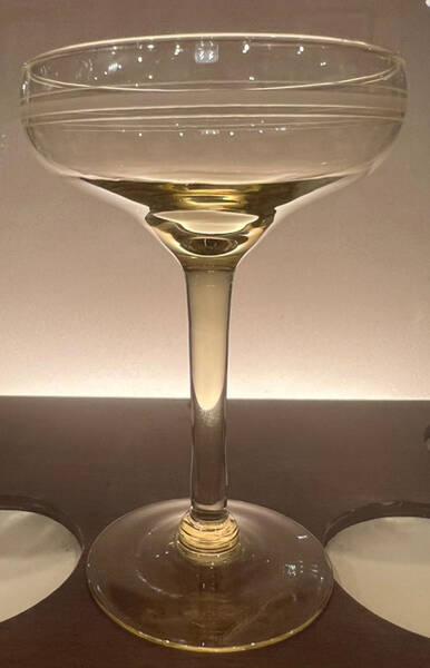 UNK3435 Champagne/Tall Sherbet