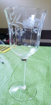 UNK3975 Wine Glass