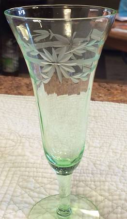 UNK458 Green Parfait