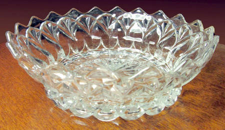 Heavy Gothic Clear 8" Round Bowl