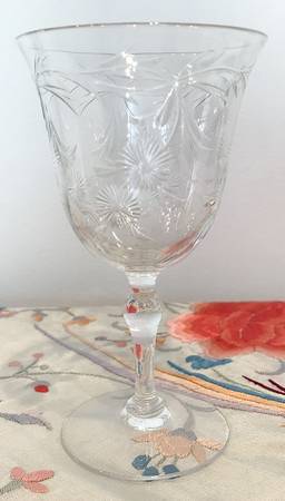 UNK4078 Wine Glass