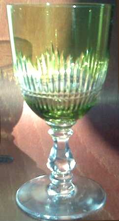 UNK2750 Emerald Green Wine