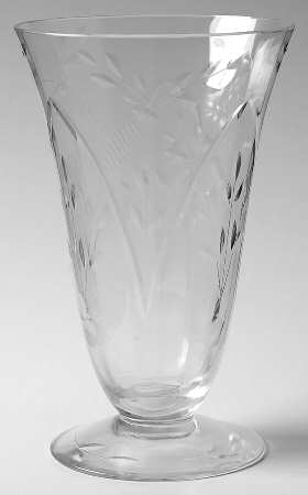 UNK4146 Footed Tumbler