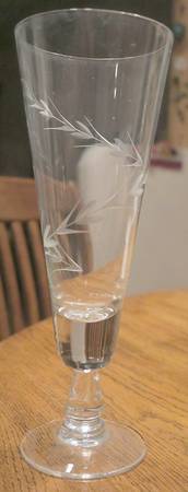 UNK2807 Pilsner Glass